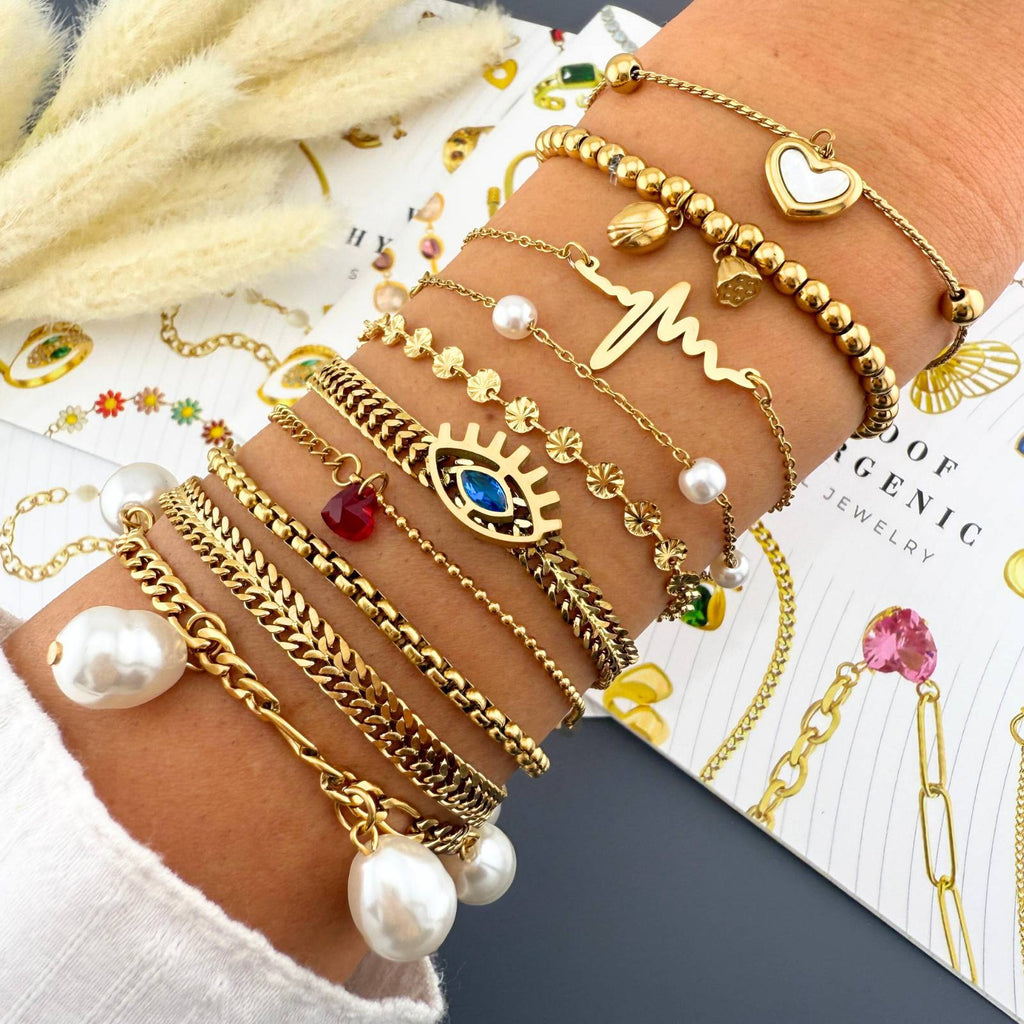 Heart Bracelet, 18K Gold Plated Steel