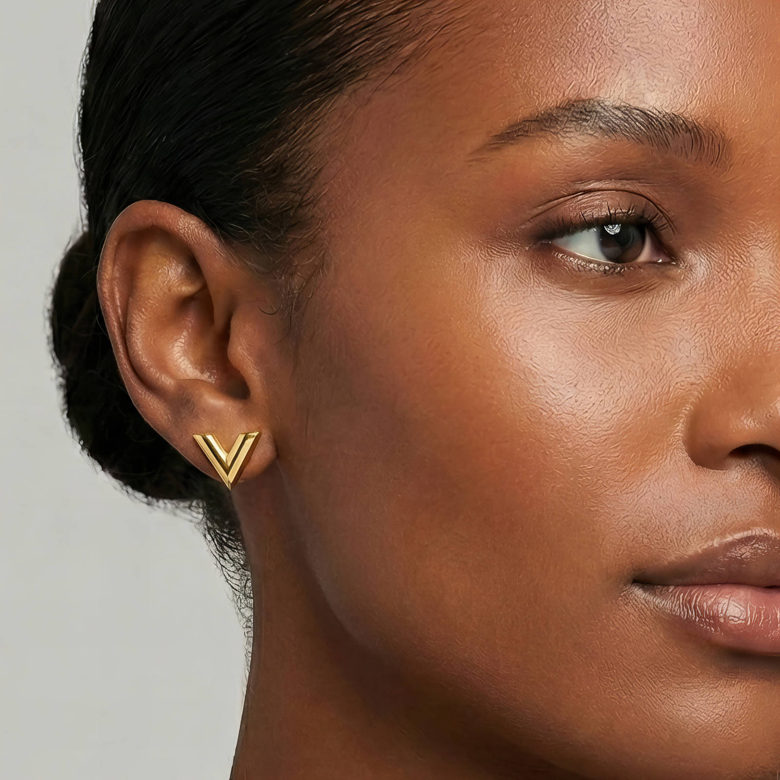 V Earrings, 18K Gold Plated Steel
